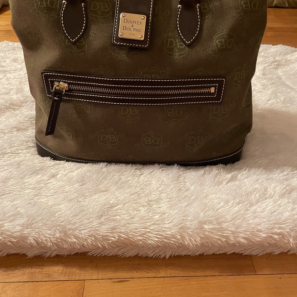 Dooney & Bourke Shoulder Bag